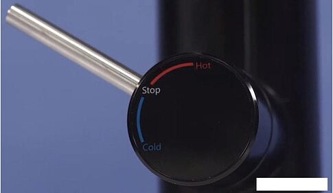 Водонагреватель Electrolux Taptronic (черный)