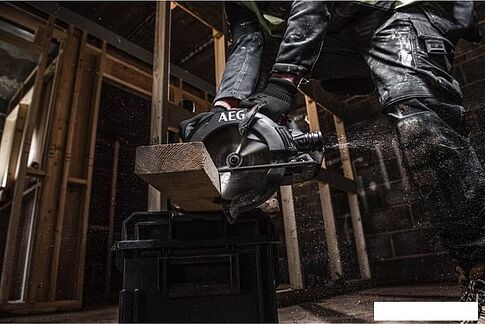 Дисковая (циркулярная) пила AEG Powertools BKS 18SBL-0 4935479660 (без АКБ)