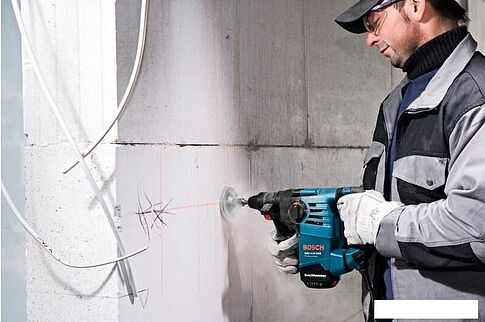 Перфоратор Bosch GBH 3-28 DRE Professional [061123A000]