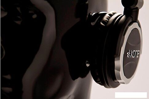 Наушники Allen & Heath Xone XD-40