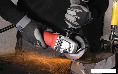 Угловая шлифмашина Milwaukee AG 10-125 EK [4933451220]