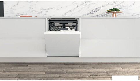Встраиваемая посудомоечная машина Whirlpool WIC 3C34 PFE S