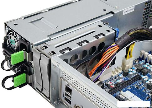 Сетевой накопитель In Win IW-RS212-07 800W