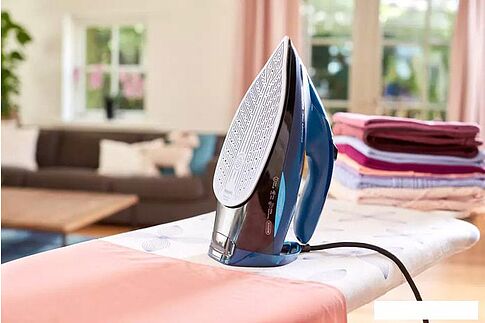 Утюг Philips DST5030/80