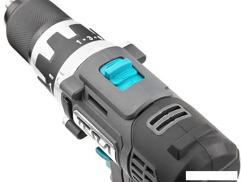 Дрель-шуруповерт Tesla TCD182DC (с 2-мя АКБ, кейс)