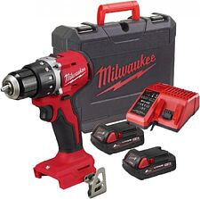 Дрель-шуруповерт Milwaukee M18 M18BLDDRC-202C 4933492833 (с 2-мя АКБ 2 Ач, кейс) Дрель-шуруповерт Milwaukee M18 M18BLDDRC-202C 4933492833 (с 2-мя АКБ 2 Ач, кейс)