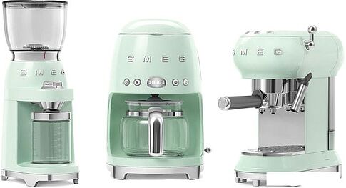 Капельная кофеварка Smeg DCF02PGEU