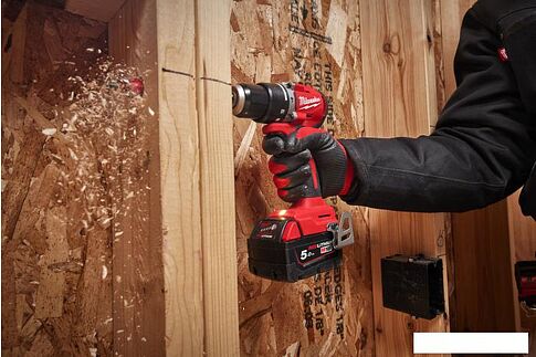 Ударная дрель-шуруповерт Milwaukee M18 BLPDRC-402C 4933492824 (с 2-мя АКБ 4 Ач, кейс)