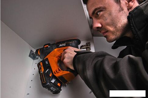 Перфоратор AEG BBH 18C-0 4935464984 (без АКБ)