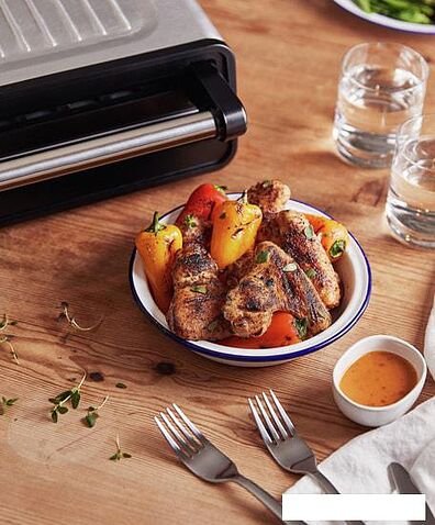 Электрогриль George Foreman Smokeless 28000-56