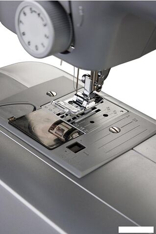 Электромеханическая швейная машина Jaguar JS-40S