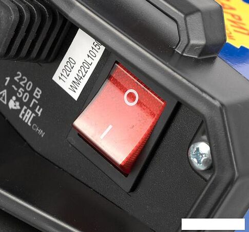 Сварочный инвертор ДИОЛД АСИ 210-05