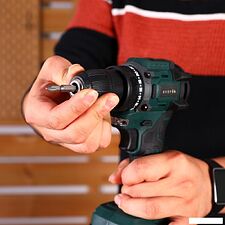 Дрель-шуруповерт Zitrek Greenpower 20 PRO 085-1313 (с 1-им АКБ) Дрель-шуруповерт Zitrek Greenpower 20 PRO 085-1313 (с 1-им АКБ)