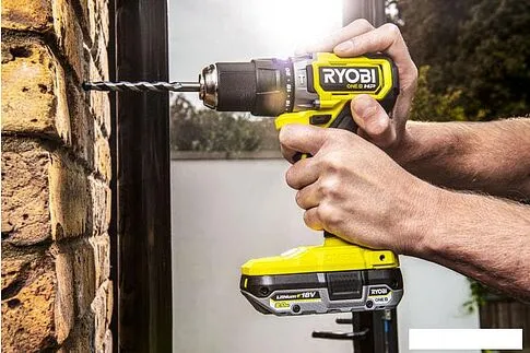 Ударная дрель-шуруповерт Ryobi HP RPD18C-242S 5133004983 (с 2-мя АКБ 4 Ah + 2 Ah, сумка)