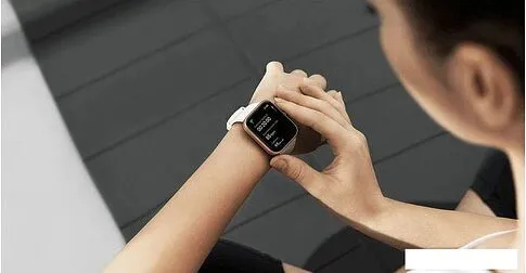 Умные часы Maimo Watch (золотистый)