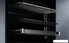 Электрический духовой шкаф Electrolux SteamBake PRO 600 EOD5C70BX Электрический духовой шкаф Electrolux SteamBake PRO 600 EOD5C70BX
