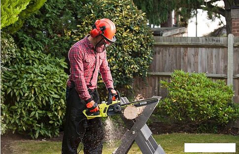 Электрическая пила Ryobi RCS2340B