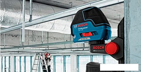 Лазерный нивелир Bosch GLL 3-50 [0601063800]