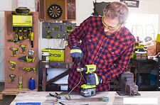 Промышленный фен Ryobi R18HG-0 (без АКБ)