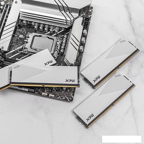 Оперативная память ADATA XPG Lancer 2x32ГБ DDR5 6400 МГц AX5U6400C3232G-DCLAWH