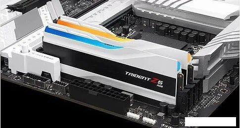 Оперативная память G.Skill Trident Z5 RGB 2x16ГБ DDR5 6400МГц F5-6400J3239G16GX2-TZ5RW