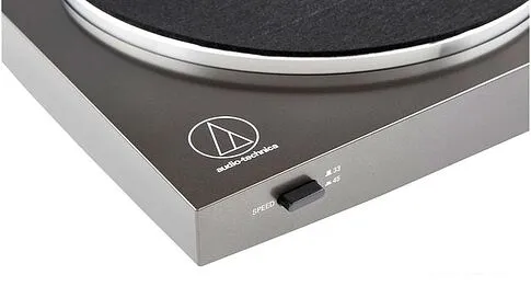 Виниловый проигрыватель Audio-Technica AT-LP2XGY