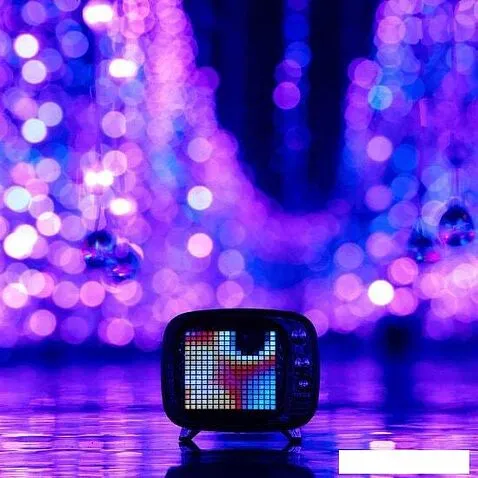 Беспроводная колонка Divoom Tivoo (красный)