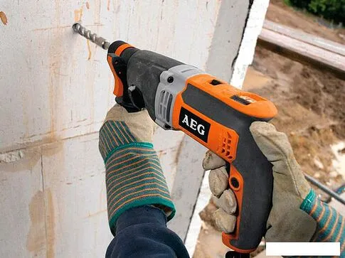 Перфоратор AEG KH 28 Super XE