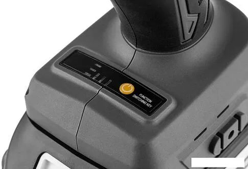 Дрель-шуруповерт Tesla TCD18HD 840374 (с 2-мя АКБ, кейс)