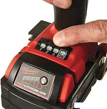 Винтоверт Milwaukee M18 FQID-0X FUEL 4933459187 (без АКБ, кейс) Винтоверт Milwaukee M18 FQID-0X FUEL 4933459187 (без АКБ, кейс)
