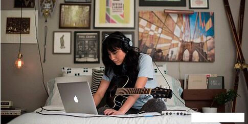 Наушники AKG K72