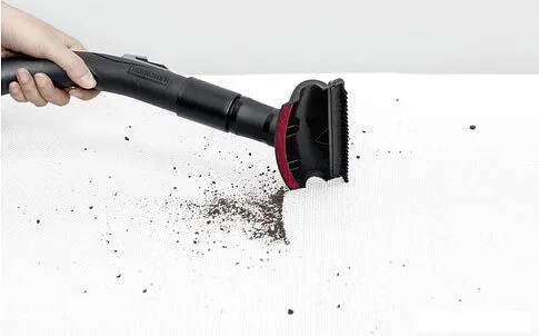 Пылесос Karcher VC 3 Floor 1.198-059.0