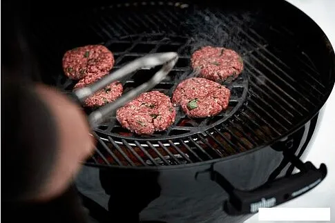 Гриль Weber Master-Touch GBS 57cm