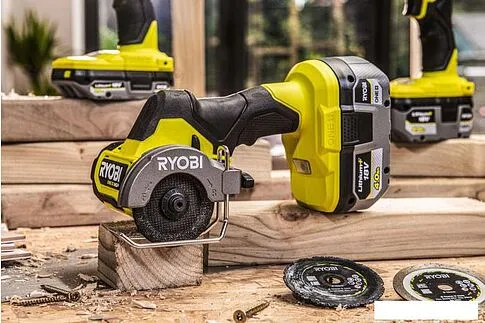 Дисковая (циркулярная) пила Ryobi RCT18C-0 5133004953 (без АКБ)