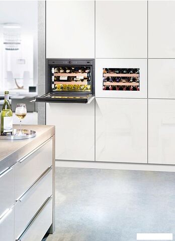 Винный шкаф Liebherr WKEgw 582