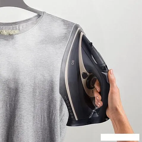 Утюг BQ SI1004 (черный/золотой)