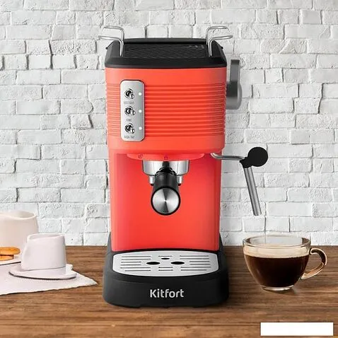 Рожковая кофеварка Kitfort KT-7180-1