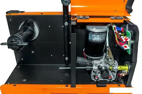 Сварочный инвертор ELAND MIG-270 Pro