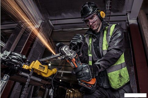 Угловая шлифмашина AEG Powertools BEWS 18-125BLPX-602C 4935464422 (с 2-мя АКБ, кейс)