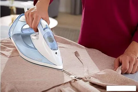 Утюг Philips 7000 Series DST7011/20