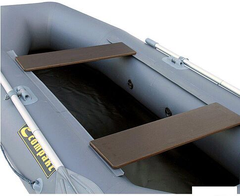 Моторно-гребная лодка Leader Boats Компакт-260 4112022 (серый)