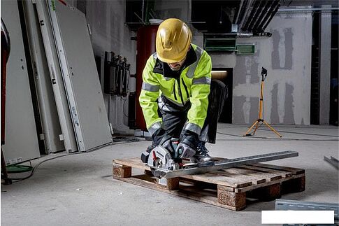 Дисковая (циркулярная) пила Metabo MKS 18 LTX 58 600771890 (без АКБ)