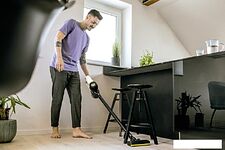 Пылесос Karcher VC 4 Cordless Premium myHome 1.198-640.0