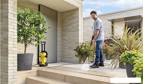 Мойка высокого давления Karcher K 3 Premium 1.676-370.0