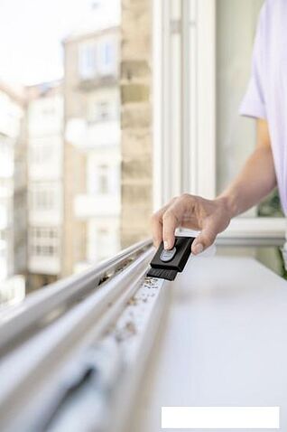 Стеклоочиститель Karcher WV 1 Plus Frame Edition 1.633-228.0