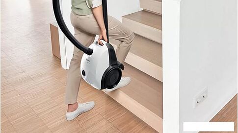 Пылесос Bosch Serie 2 BGLS2LW1