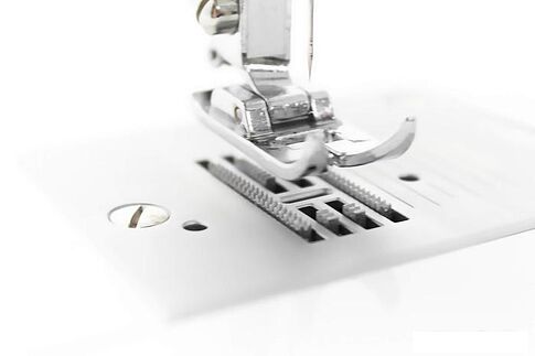 Швейная машина Singer 8270