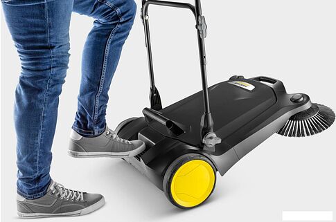 Подметальная машина Karcher S 4 Twin Plus 1.766-363.0