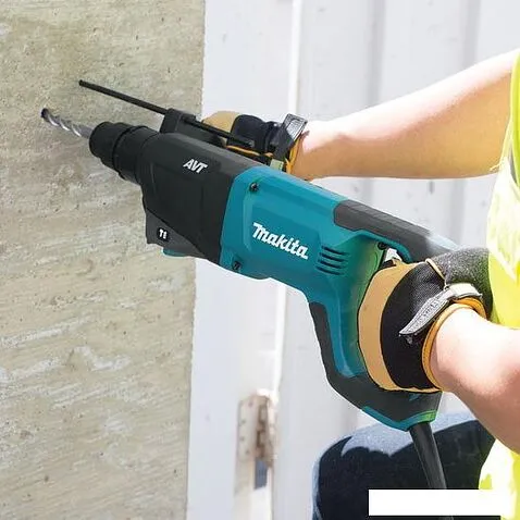 Перфоратор Makita HR2641