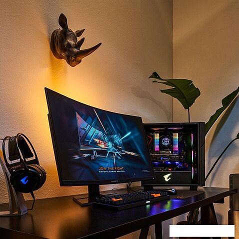 Монитор Gigabyte G32QC